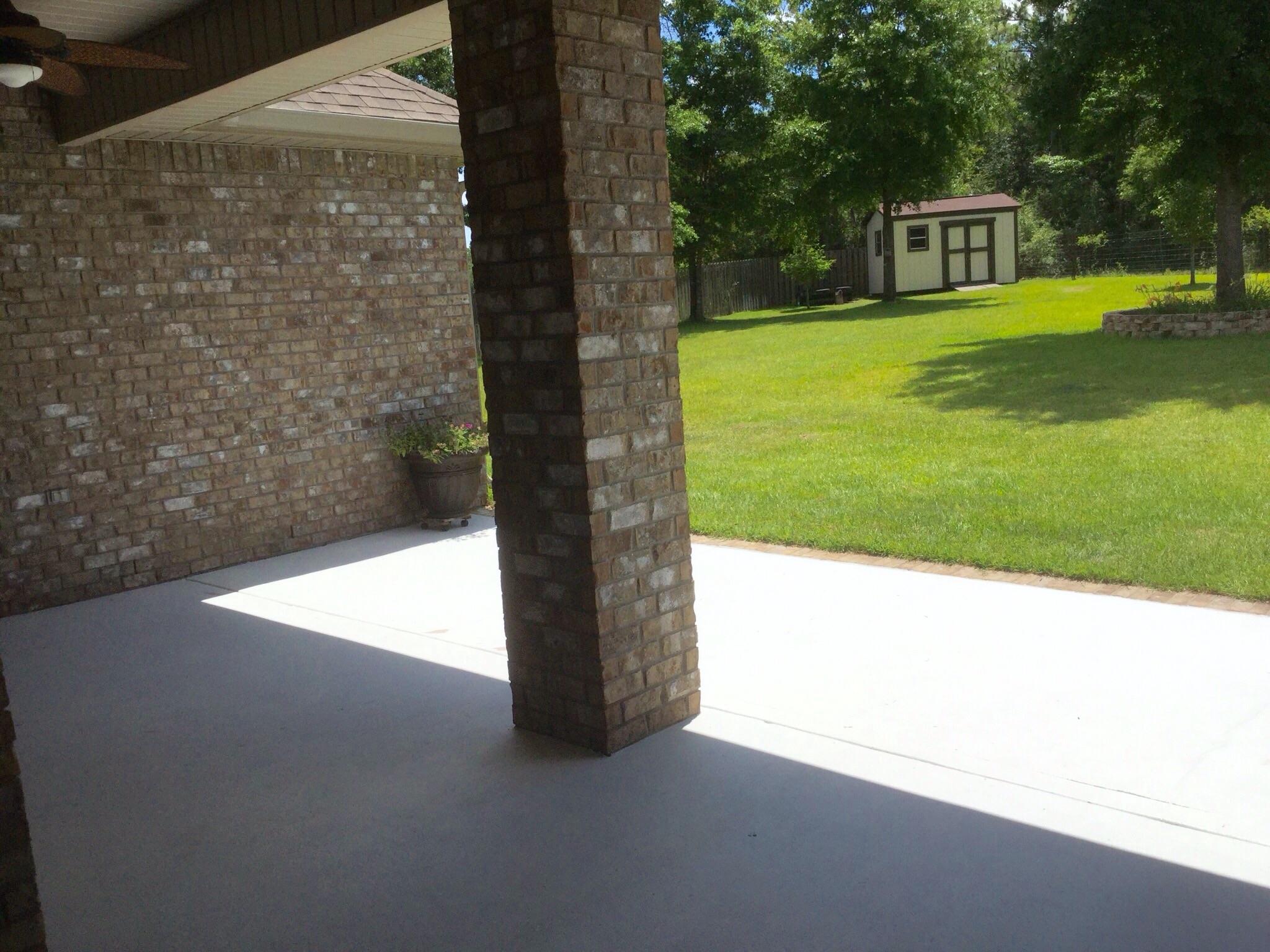 630 Red Fern Road Crestview, FL 32536 - Photo 34 of 38 a view of a back yard