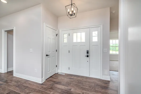 $409,900 | 205 Ridgeview Drive, Battle Creek, MI 49015