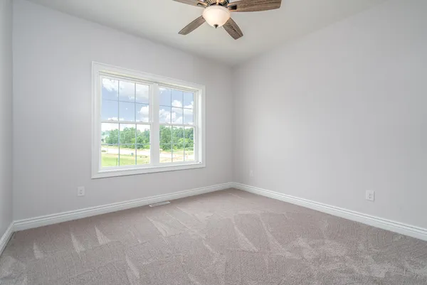 $409,900 | 205 Ridgeview Drive, Battle Creek, MI 49015