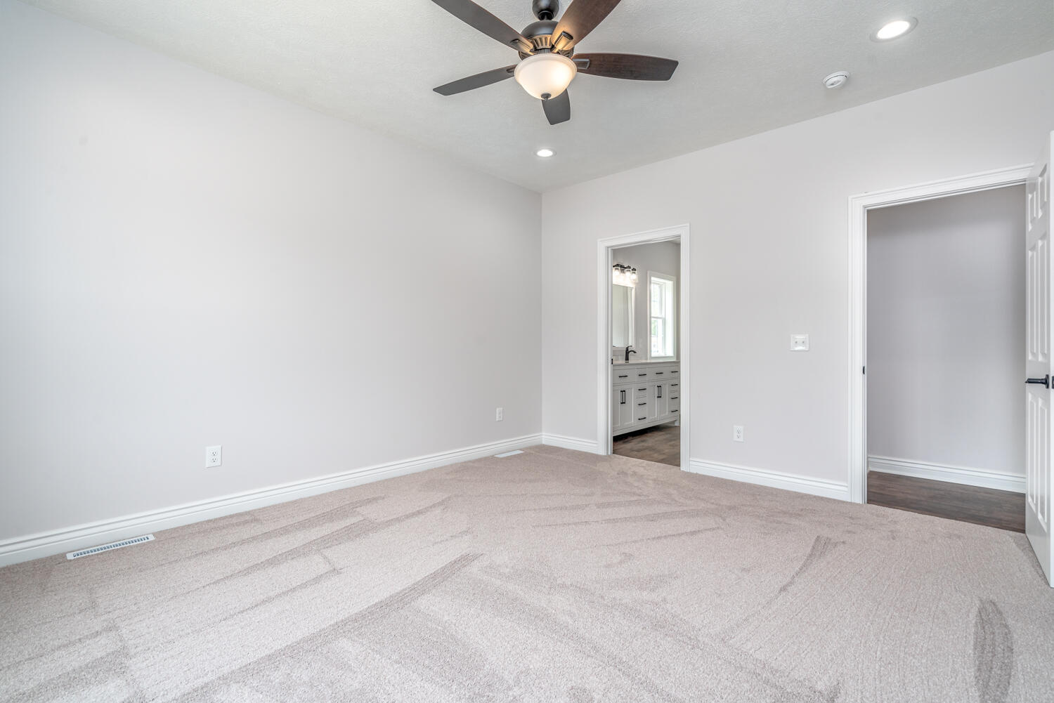 205 Ridgeview Drive Battle Creek, MI 49015 - Photo 23 of 41 WM205ridgeview-18