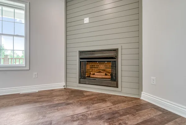 $409,900 | 205 Ridgeview Drive, Battle Creek, MI 49015