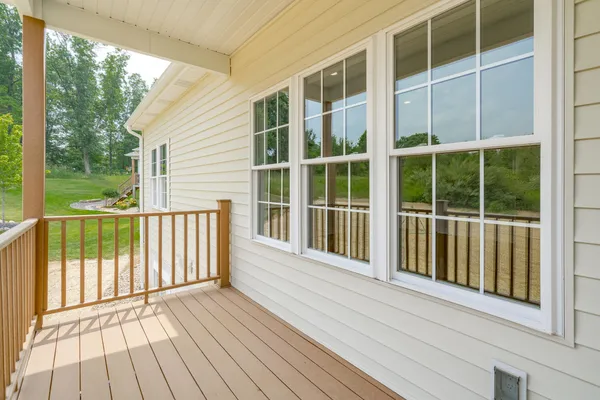 $409,900 | 205 Ridgeview Drive, Battle Creek, MI 49015
