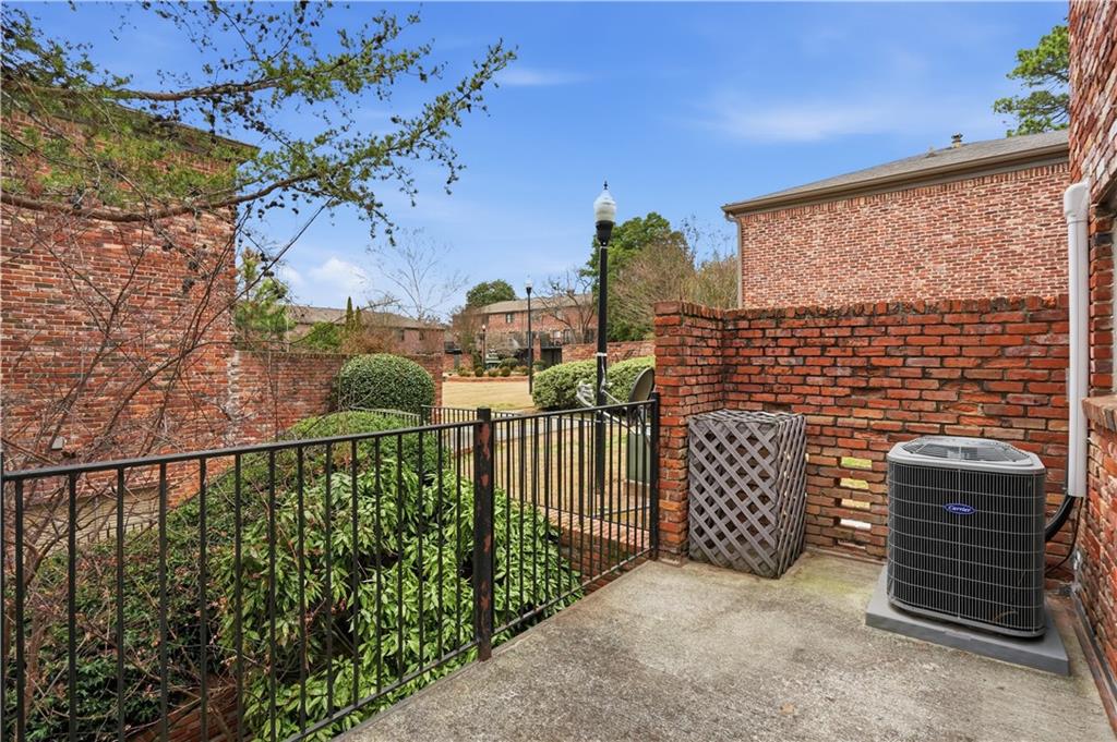 3113 Colonial Way, Unit L Atlanta, GA 30341 - Photo 16 of 27