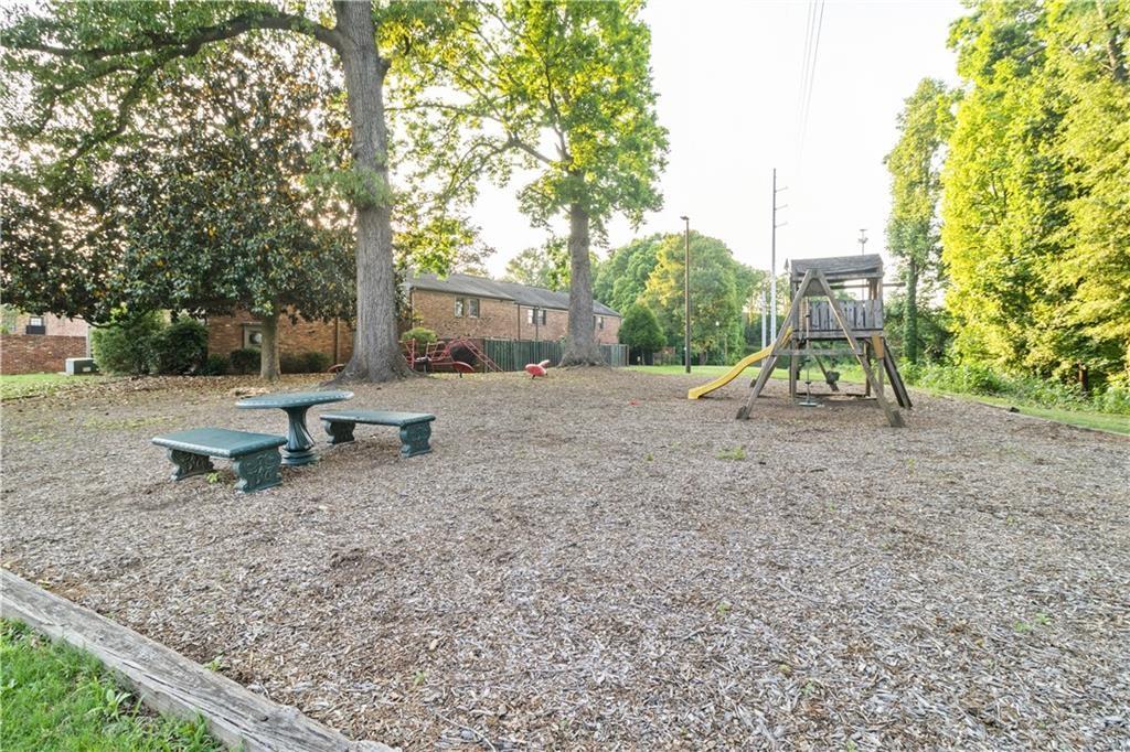 3113 Colonial Way, Unit L Atlanta, GA 30341 - Photo 25 of 27