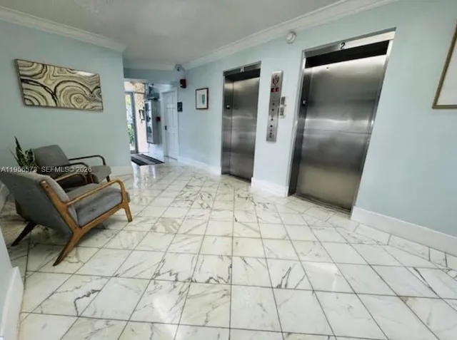 $2,200 | 2020 Northeast 135th Street, Unit 409, North Miami, FL 33181