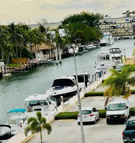 $2,200 | 2020 Northeast 135th Street, Unit 409, North Miami, FL 33181