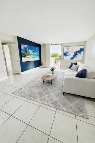 $2,200 | 2020 Northeast 135th Street, Unit 409, North Miami, FL 33181