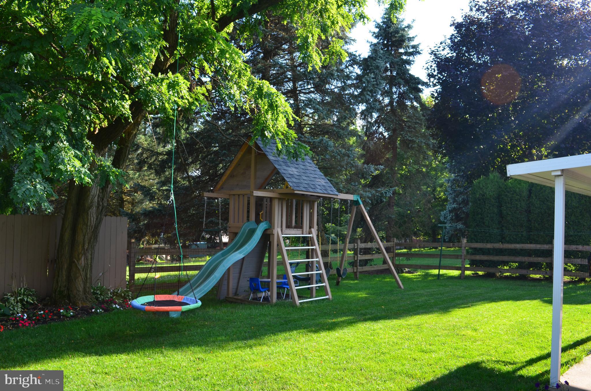 78 Allen Road Ephrata, PA 17522 - Photo 14 of 17 Play set in back yard (included in sale)