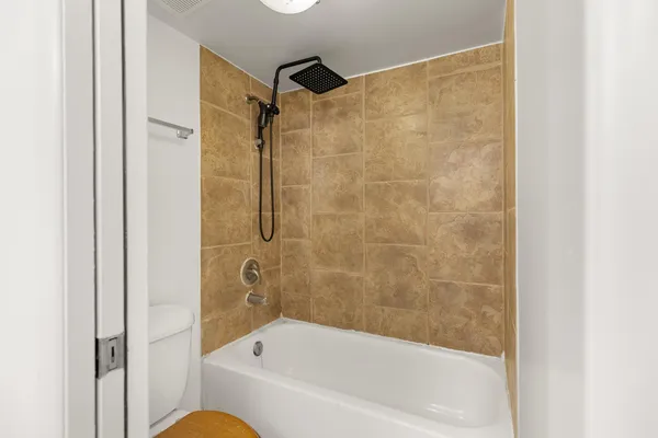 $1,395 | 3539 East Palm Lane, Phoenix, AZ 85008