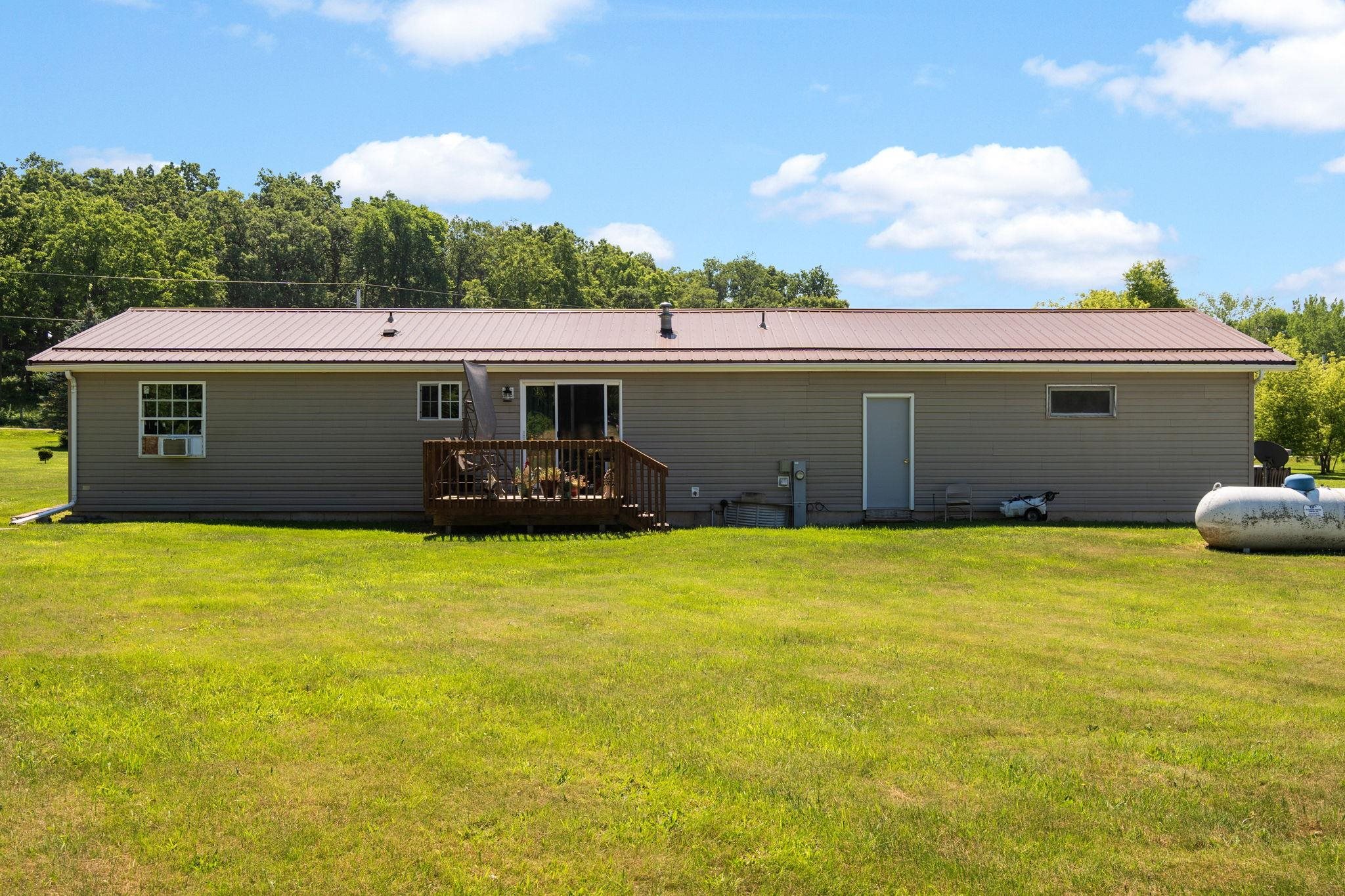 N6893 English Settlement Road Albany, WI 53502 - Photo 8 of 28
