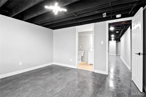 $162,500 | 2142 Sun Valley Drive, St. Louis, MO 63136