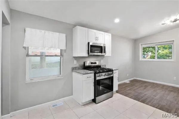 $162,500 | 2142 Sun Valley Drive, St. Louis, MO 63136