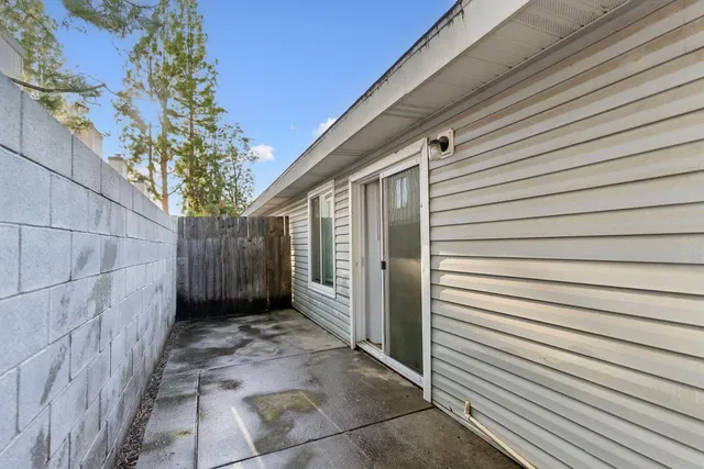 $225,000 | 303 East Bullard Avenue, Unit 122, Fresno, CA 93710