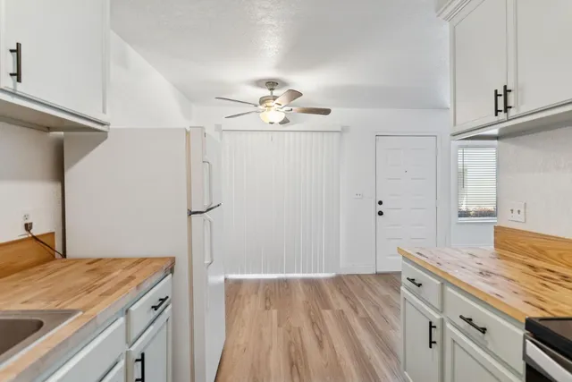 $225,000 | 303 East Bullard Avenue, Unit 122, Fresno, CA 93710