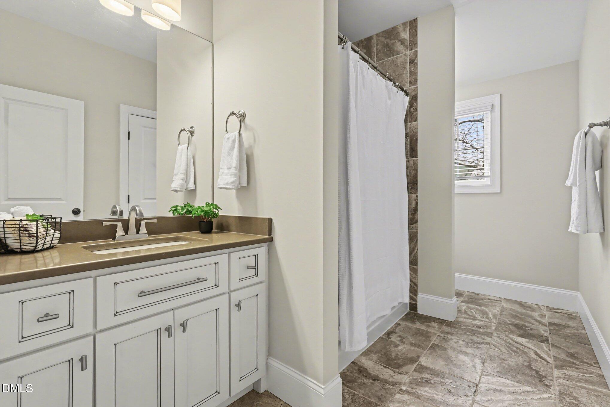820 Shelley Road Raleigh, NC 27609 - Photo 28 of 40 026_file_8162