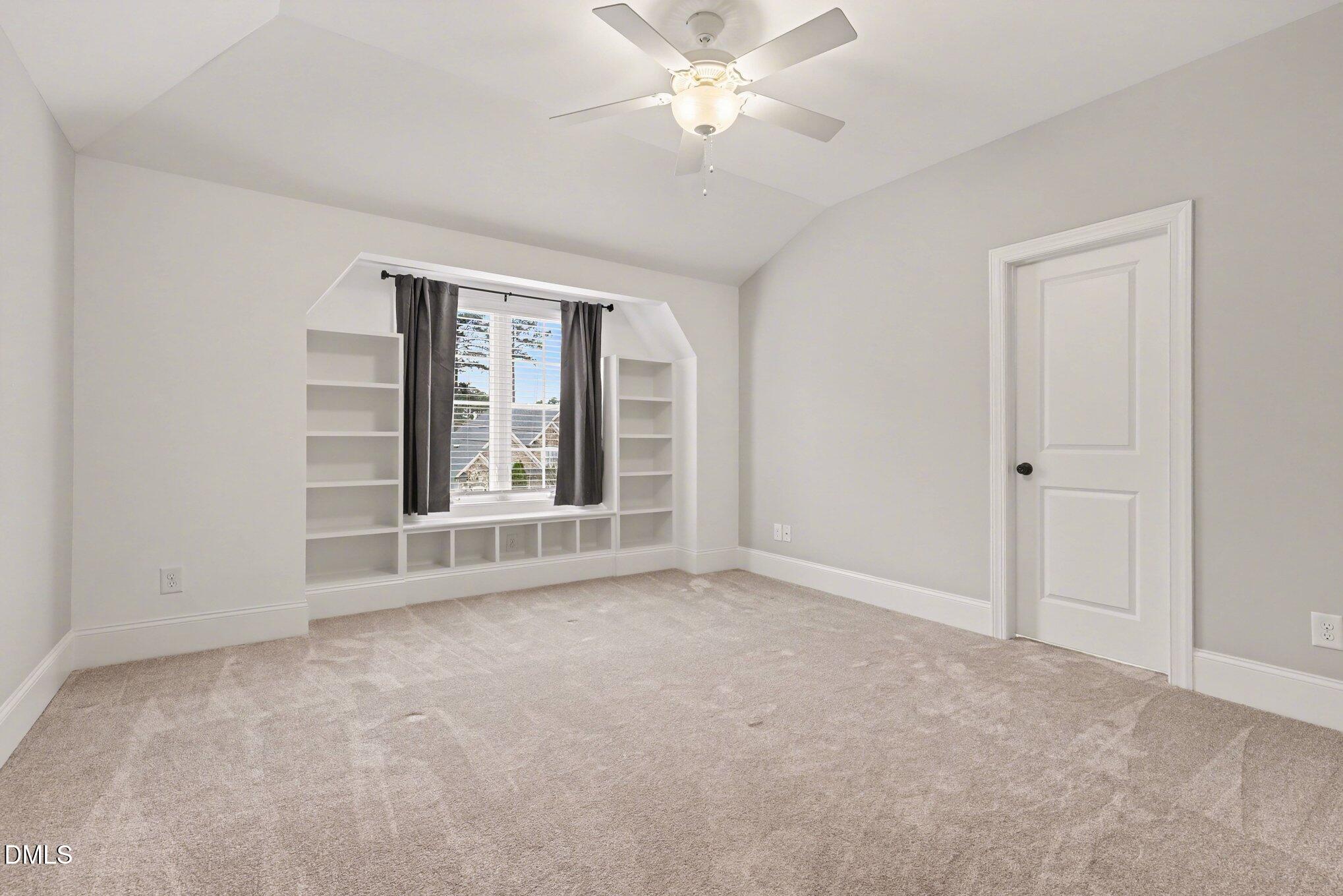 820 Shelley Road Raleigh, NC 27609 - Photo 31 of 40 031_file_7927