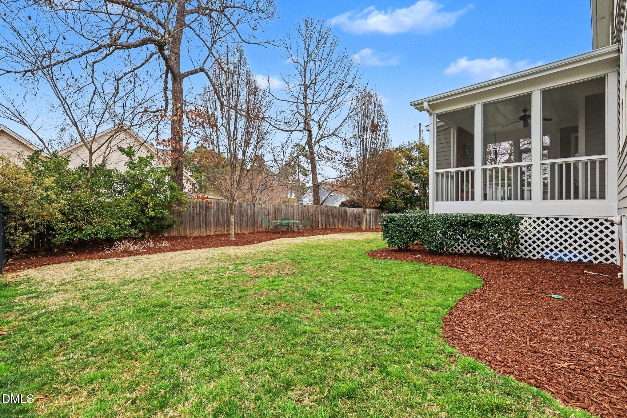820 Shelley Road Raleigh, NC 27609 - Photo 36 of 40 037_file_9582