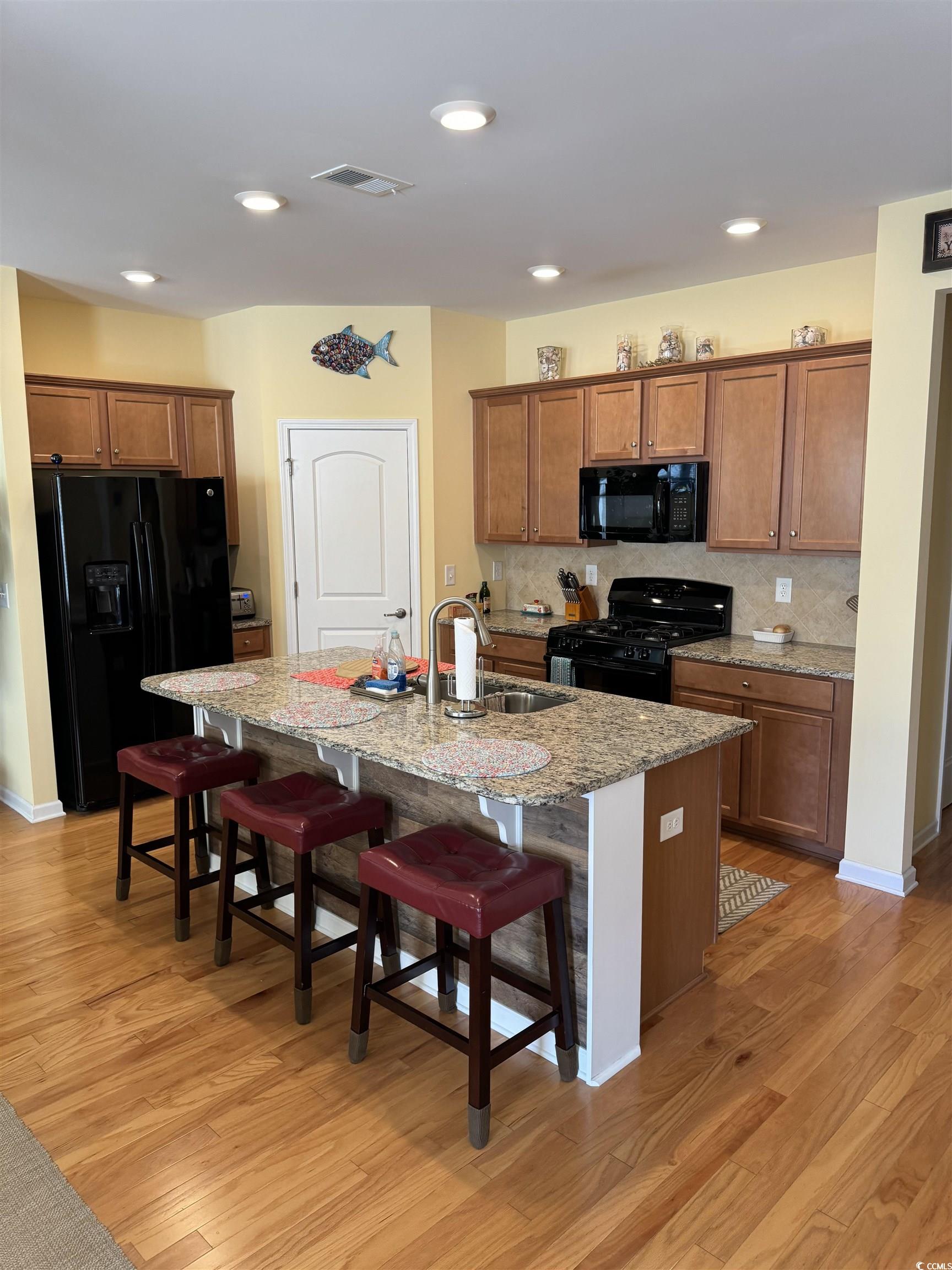790 Pickering Drive, Unit B Murrells Inlet, SC 29576 - Photo 3 of 31 Gallery Image 3
