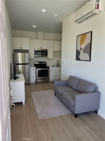 $1,650 | 14317 Herron Street, Sylmar, CA 91342