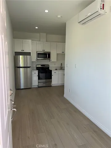 $1,650 | 14317 Herron Street, Sylmar, CA 91342