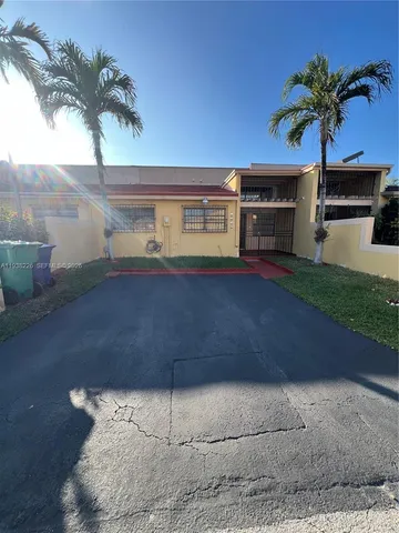 $3,300 | 2470 Southwest 108th Place, Unit 2470, Miami, FL 33165