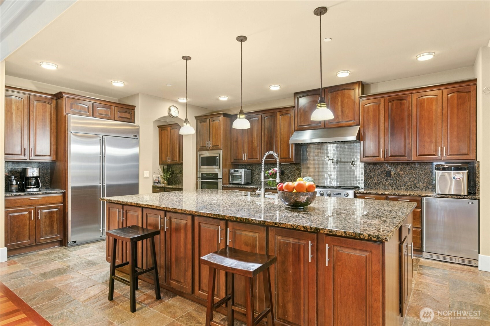 18634 92nd Avenue Northeast Bothell, WA 98011 - Photo 11 of 40