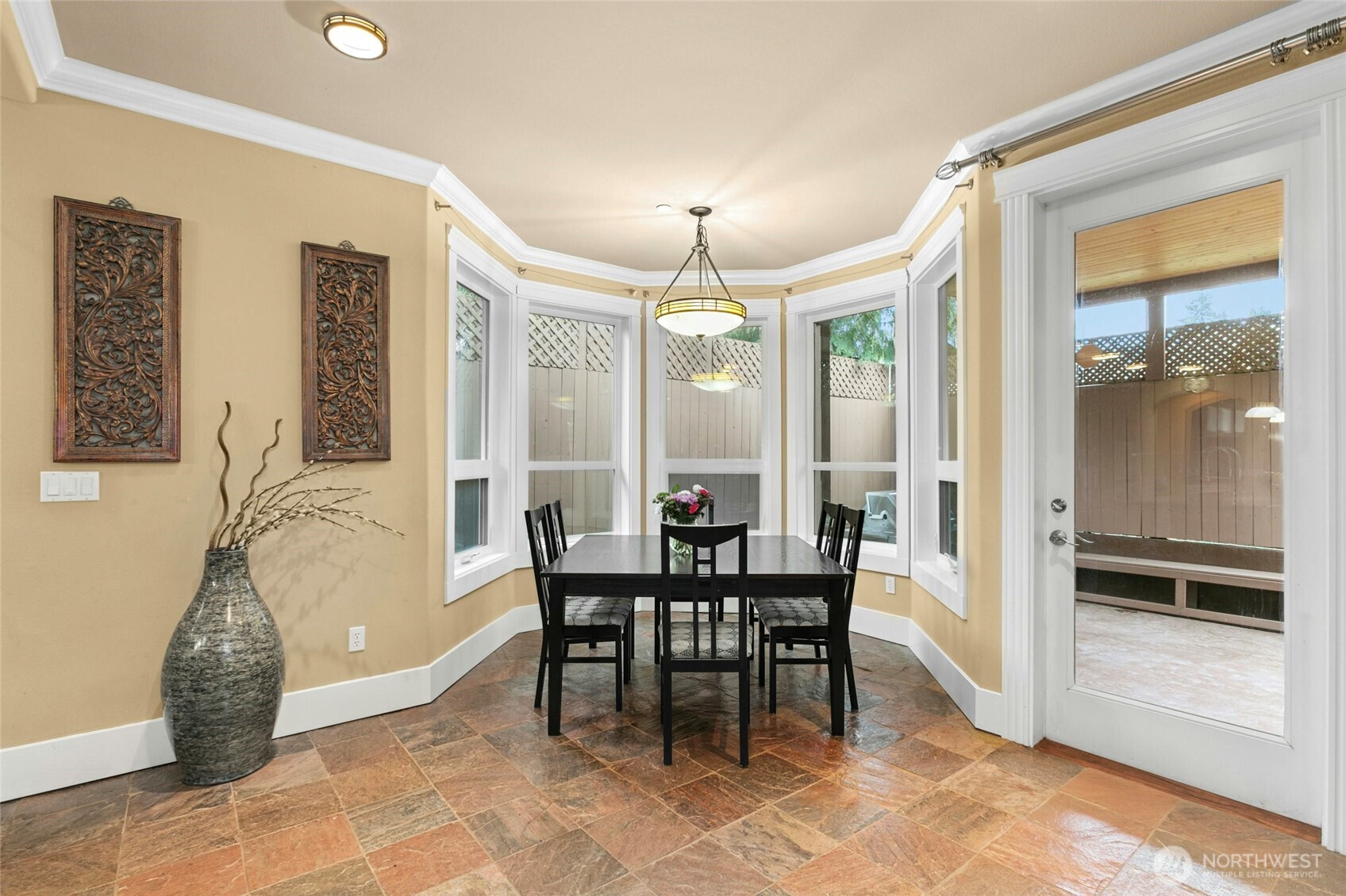 18634 92nd Avenue Northeast Bothell, WA 98011 - Photo 13 of 40