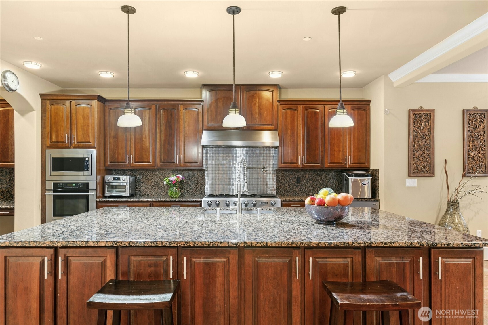 18634 92nd Avenue Northeast Bothell, WA 98011 - Photo 10 of 40