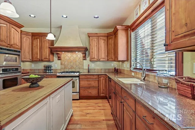 $1,372,000 | 622 Blue Water Circle, McCall, ID 83638