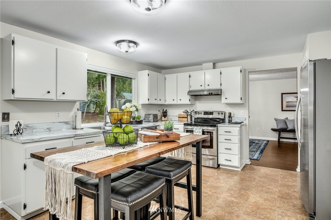 16226 Southeast 145th Street Renton, WA 98059 - Photo 12 of 38