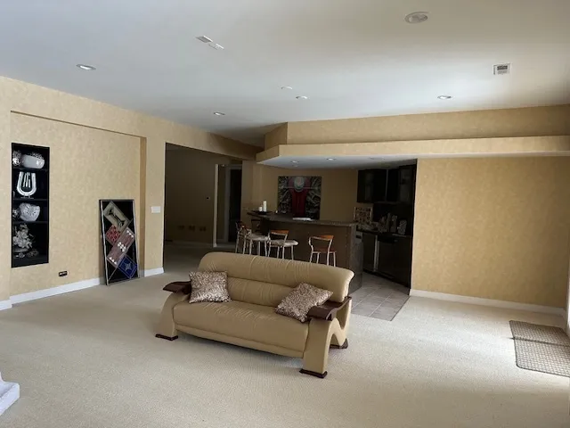 $1,500 | 21839 Riviera Court, Unit G, Mundelein, IL 60060