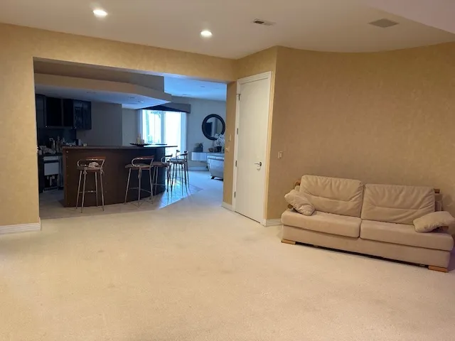 $1,500 | 21839 Riviera Court, Unit G, Mundelein, IL 60060