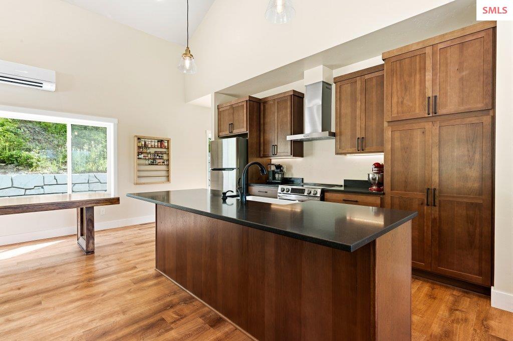 149 Idyllwild Road Sagle, ID 83860 - Photo 7 of 35 Gallery Image 7