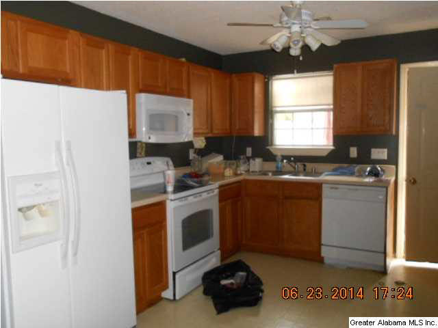 1806 Oakleaf Lane Birmingham, AL 35215 - Photo 4 of 4