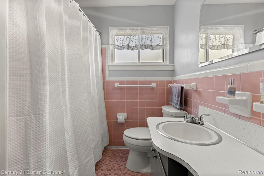 3835 Grange Road Trenton, MI 48183 - Photo 19 of 43 Gallery Image 19