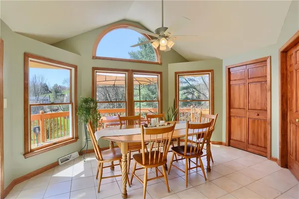 $660,000 | 925 Summit Drive, Wexford, PA 15090