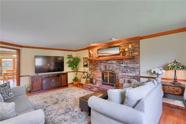 $660,000 | 925 Summit Drive, Wexford, PA 15090
