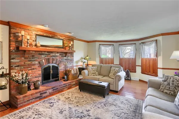 $660,000 | 925 Summit Drive, Wexford, PA 15090