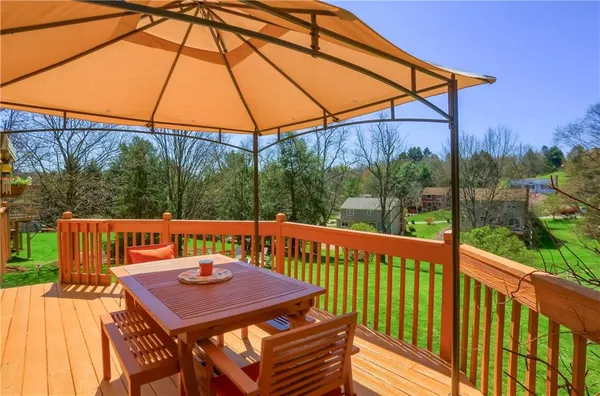 $660,000 | 925 Summit Drive, Wexford, PA 15090
