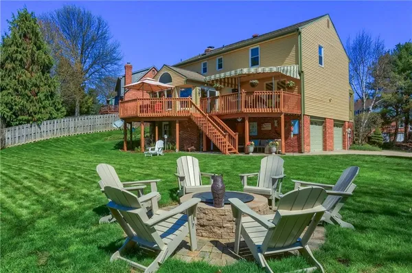 $660,000 | 925 Summit Drive, Wexford, PA 15090