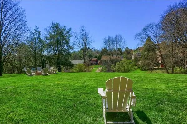 $660,000 | 925 Summit Drive, Wexford, PA 15090
