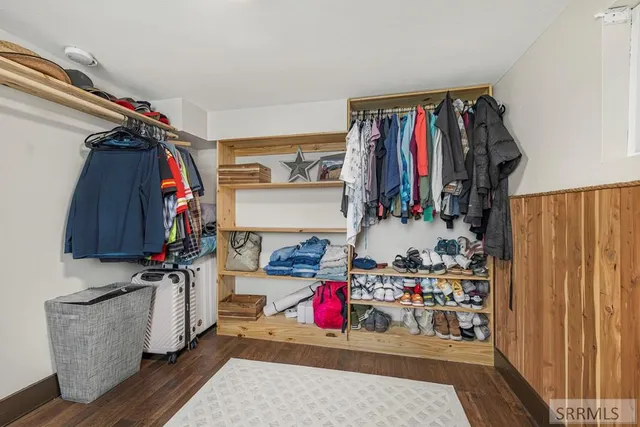 $305,000 | 335 Willard Avenue, Pocatello, ID 83201