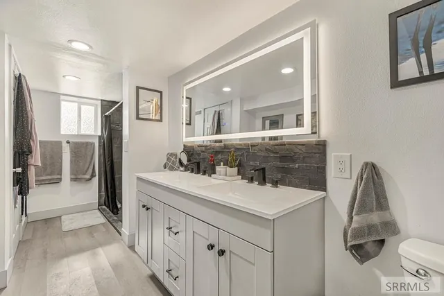 $305,000 | 335 Willard Avenue, Pocatello, ID 83201