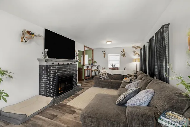 $305,000 | 335 Willard Avenue, Pocatello, ID 83201