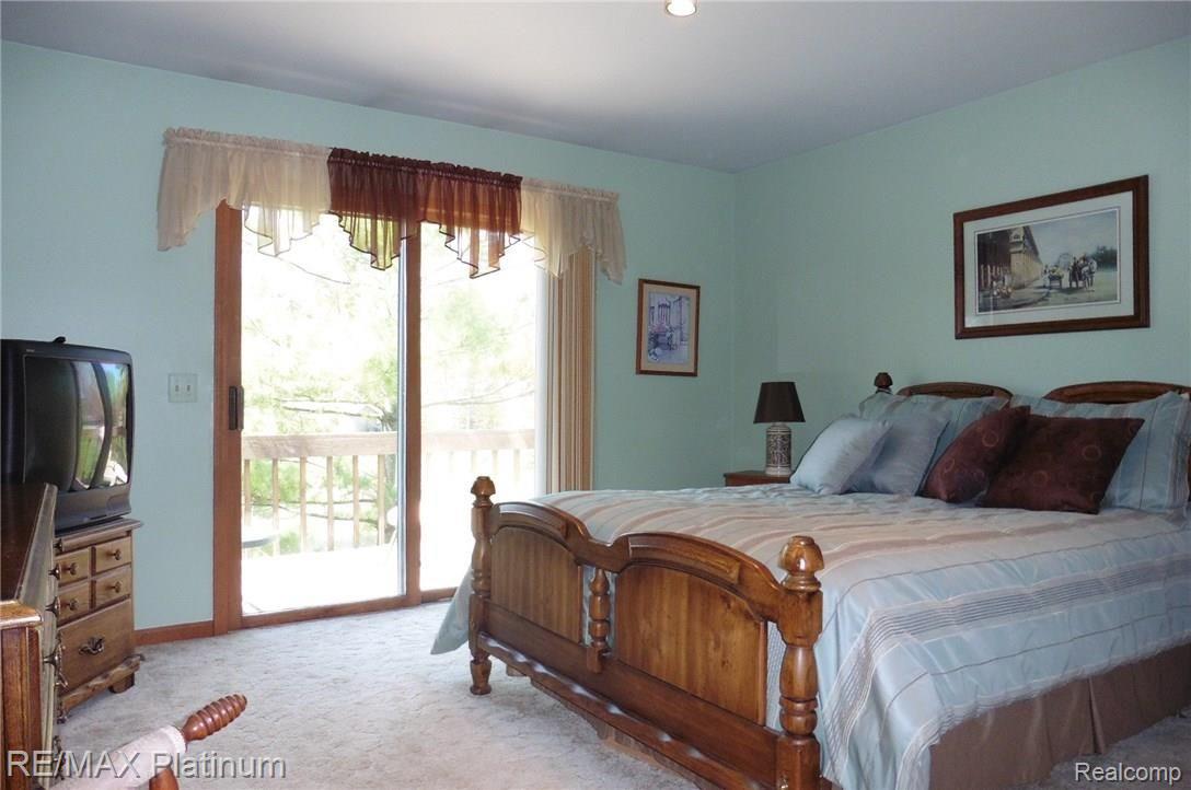 2581 Ripple Way White Lake, MI 48383 - Photo 8 of 26 MasterBedroom.JPG
