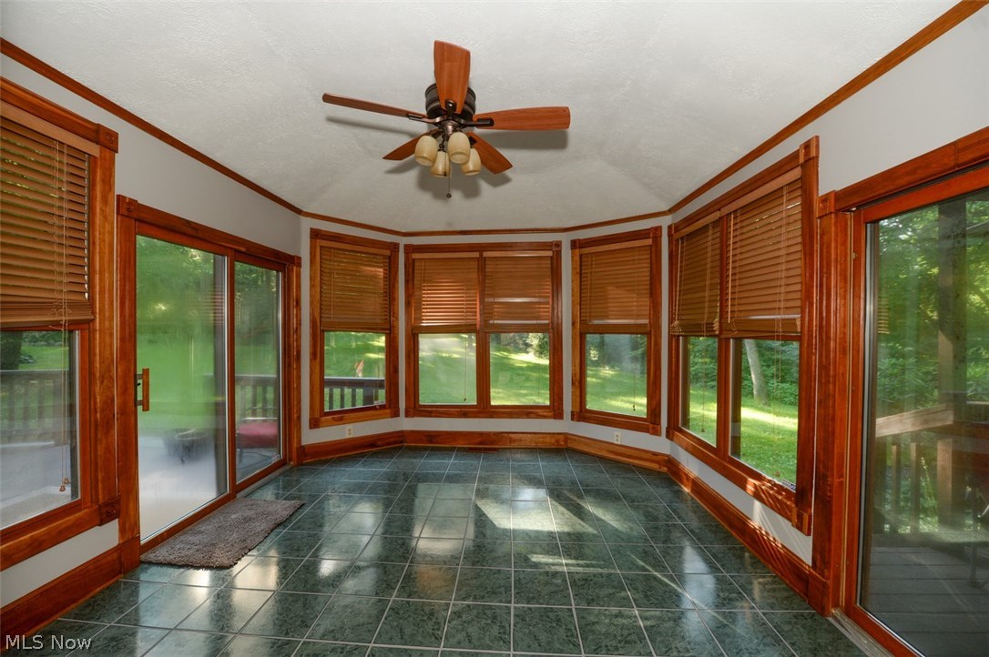 2313 South Hametown Road Akron, OH 44321 - Photo 24 of 35