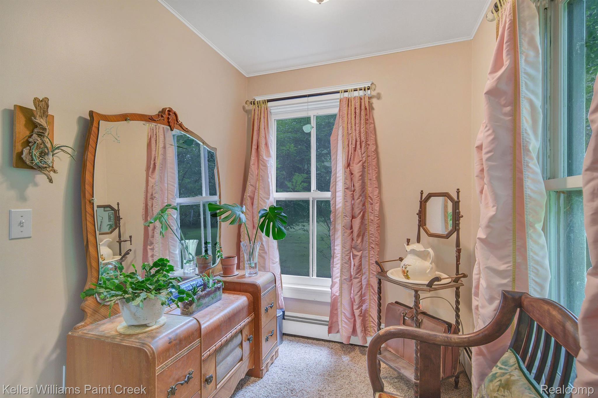 60951 Mt Vernon Road Rochester, MI 48306 - Photo 13 of 32 Gallery Image 13