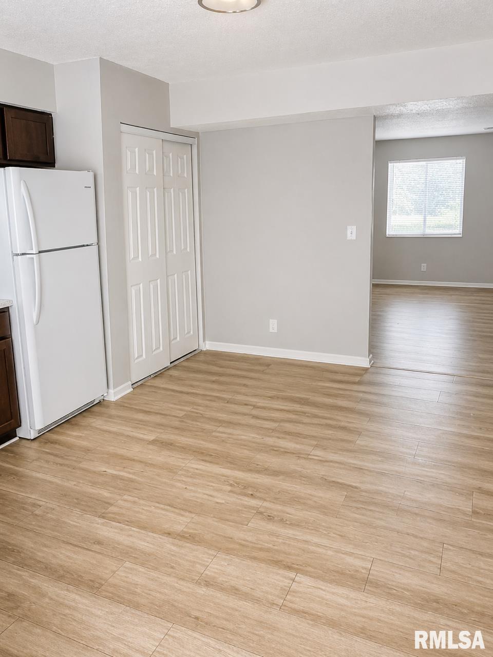 824 East Ridgely Avenue Springfield, IL 62702 - Photo 12 of 13