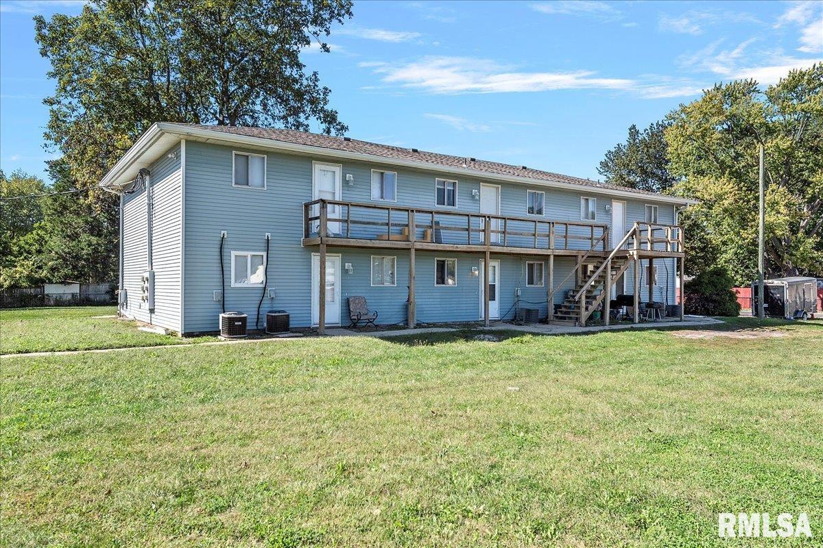 824 East Ridgely Avenue Springfield, IL 62702 - Photo 4 of 13