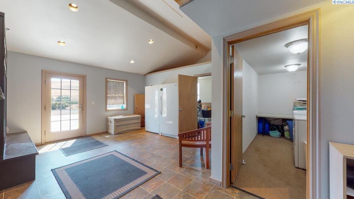 90544 West Hess Road Prosser, WA 99350 - Photo 25 of 50 Gallery Image 25